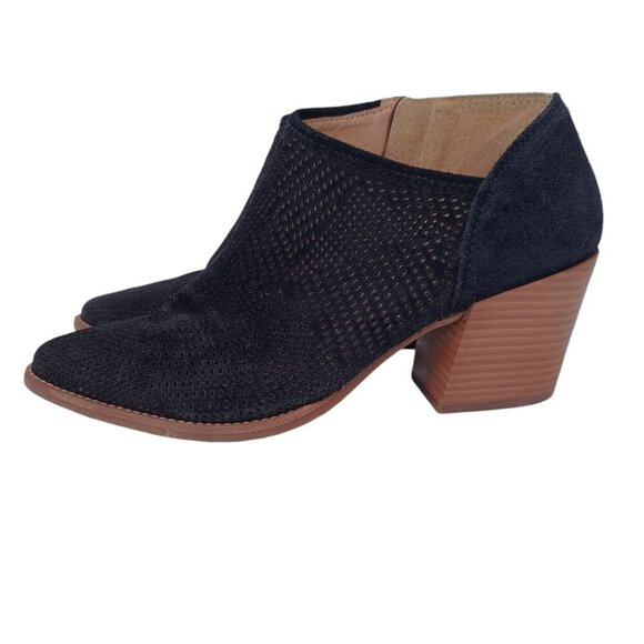 Lucky Brand Bootie Black Zeshia Perforated Suede Leather Boots Womens 9M - Picture 15 of 16